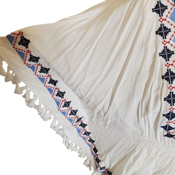 Boho Embroidered Tunic Top Bat Wing Smocked Peasant Top Fringe White Sz L NEW - Picture 7 of 11